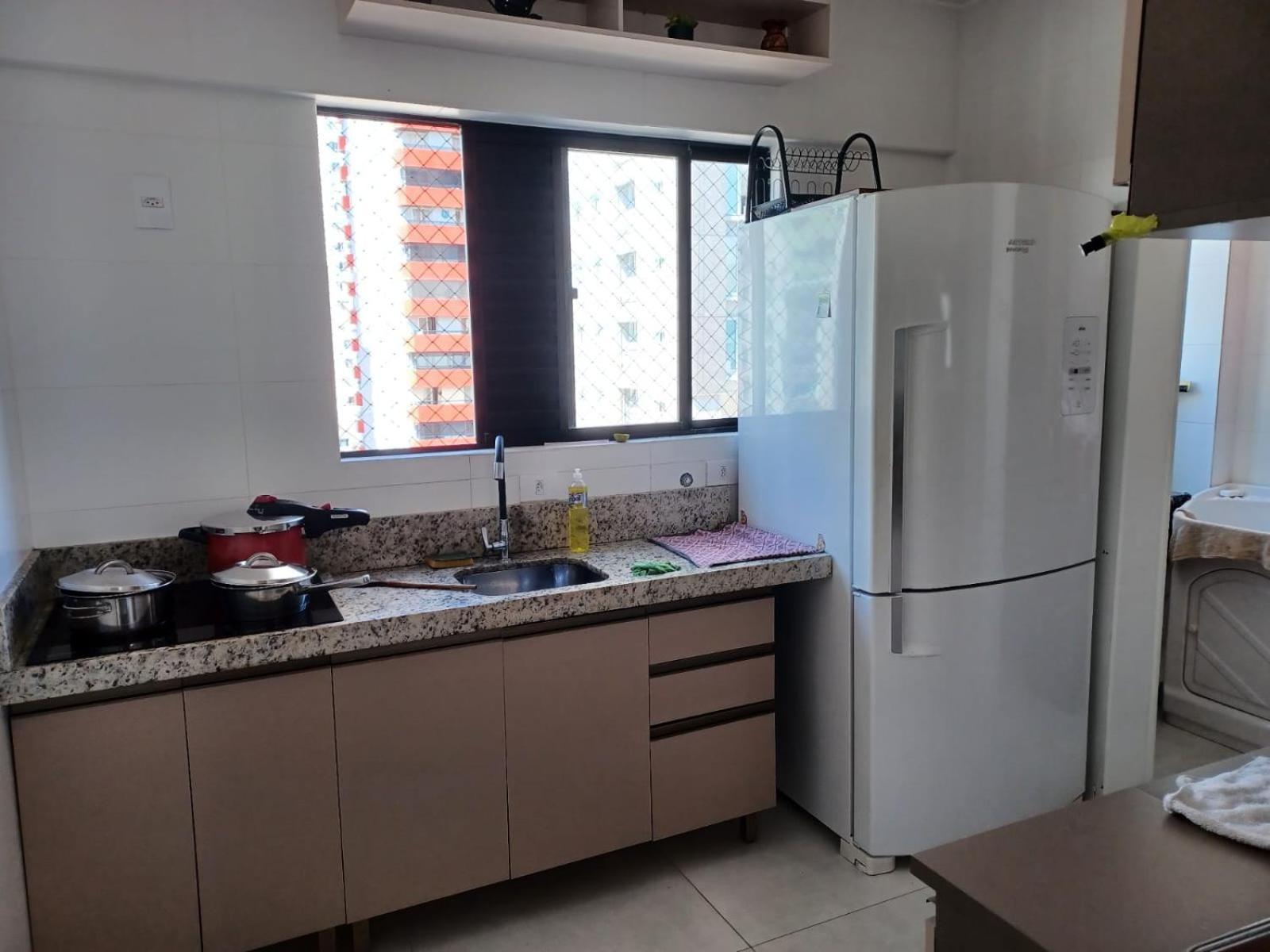Apto A Uma Quadra Da Praia Central Balneario Camboriu Exterior photo